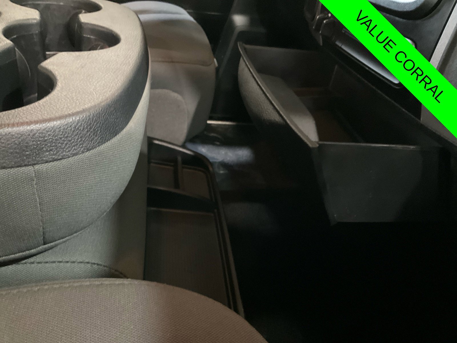 Used 2015 RAM 2500 Tradesman w/ Chrome Appearance Group AWD/4WD image 19