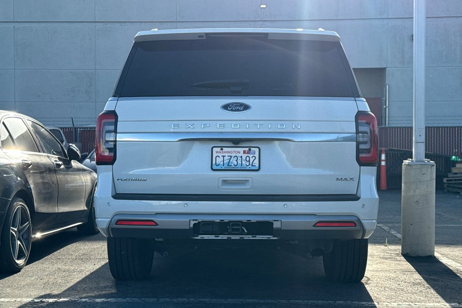 Used 2024 Ford Expedition Max Platinum image 6