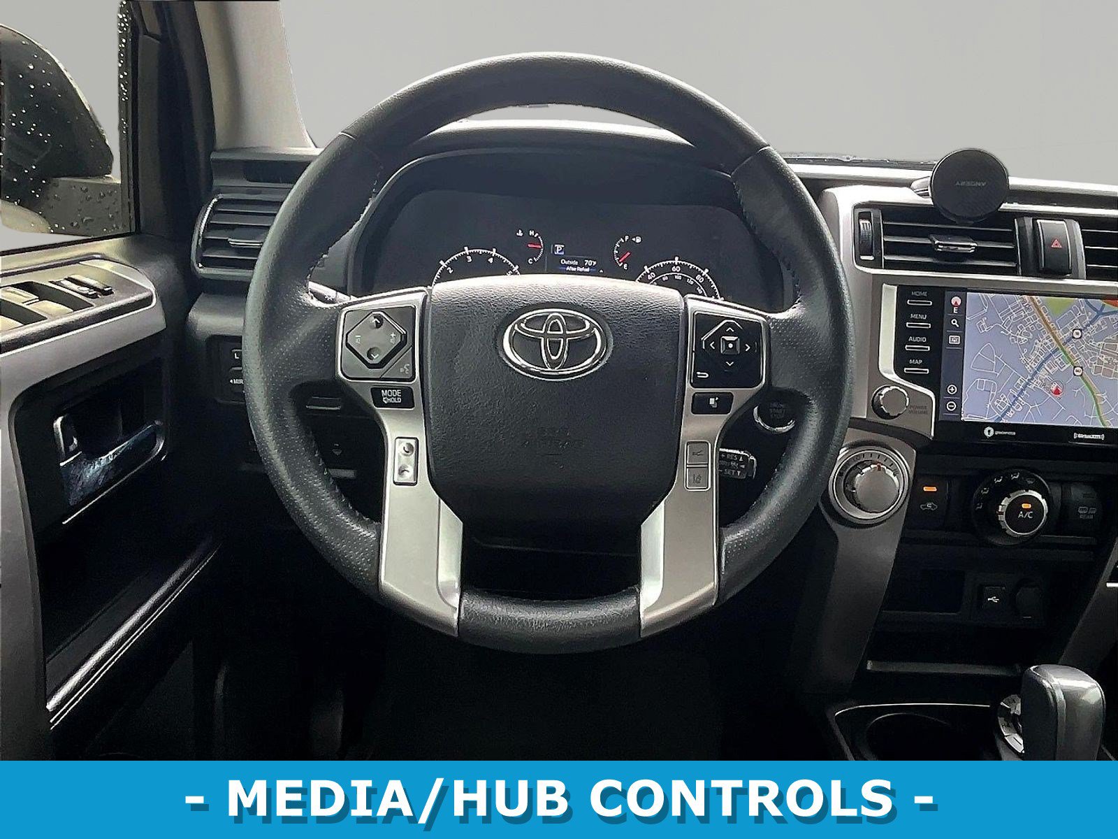 Used 2022 Toyota 4Runner SR5 Premium w/ Moonroof Package AWD/4WD image 8