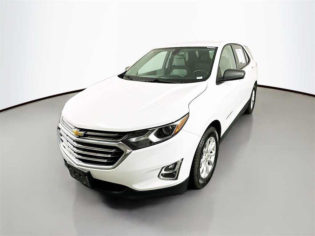 Used 2019 Chevrolet Equinox LS image 3