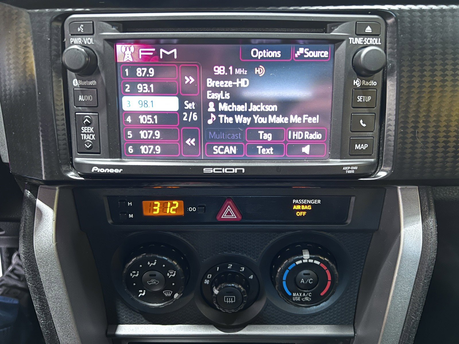 Used 2014 Scion FR-S image 19