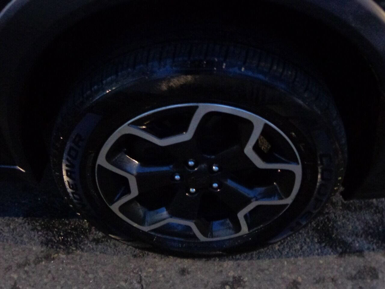 Used 2014 Subaru Crosstrek 2.0i Premium image 34