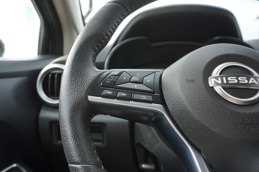 Used 2024 Nissan Versa SR FWD image 19