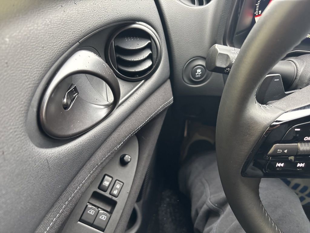 Used 2024 Nissan Z Sport w/ Floor Mat Package image 16