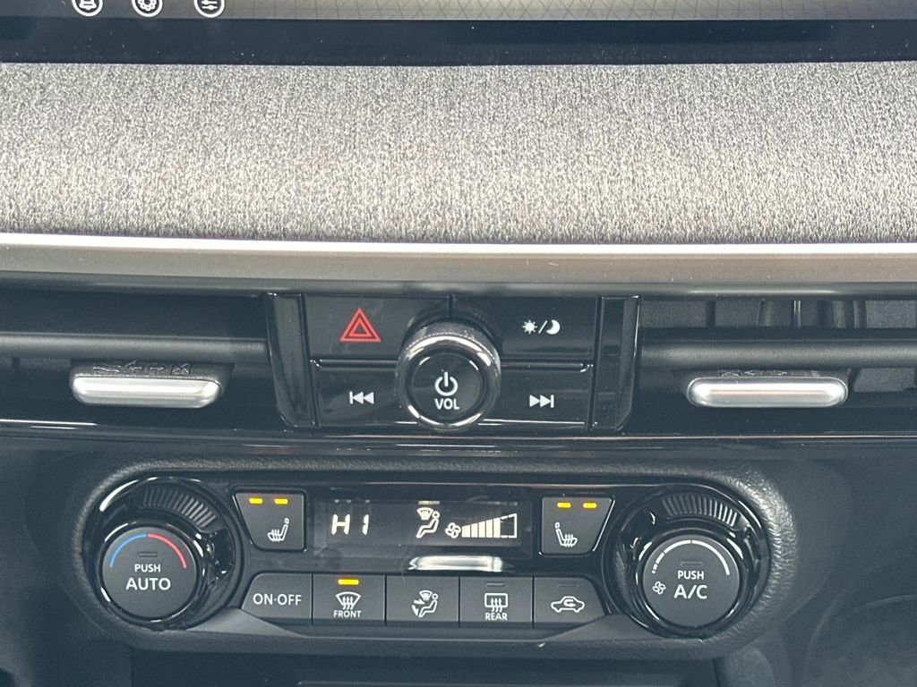 New 2026 Nissan Kicks SV w/ SV Premium Package image 21