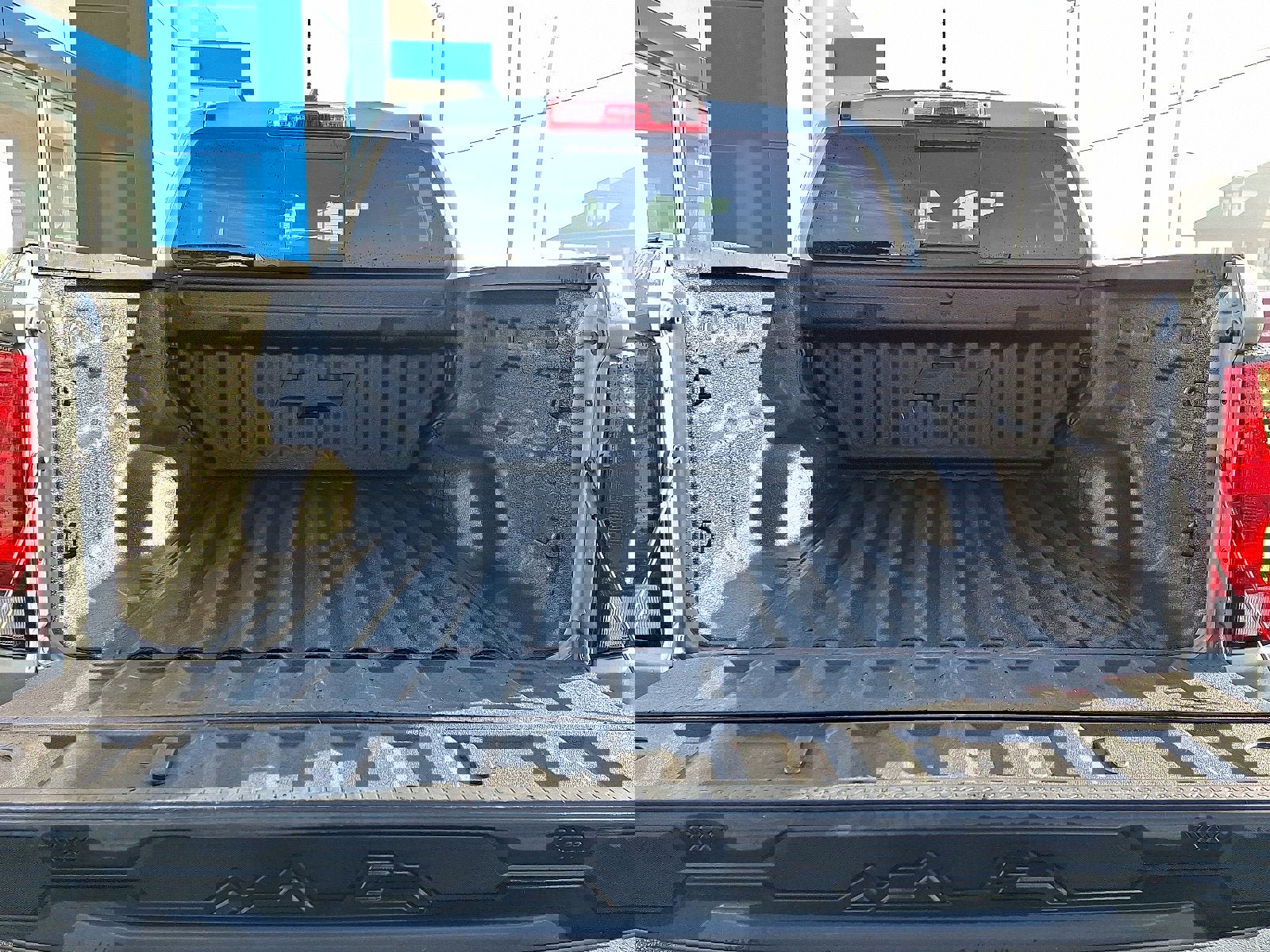 Used 2023 Chevrolet Colorado Trail Boss w/ Safety Package image 27