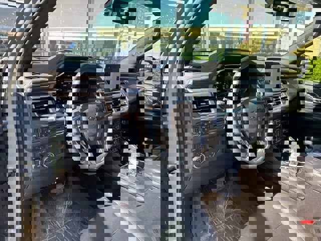 Used 2024 Chevrolet Tahoe Z71 w/ Luxury Package image 7