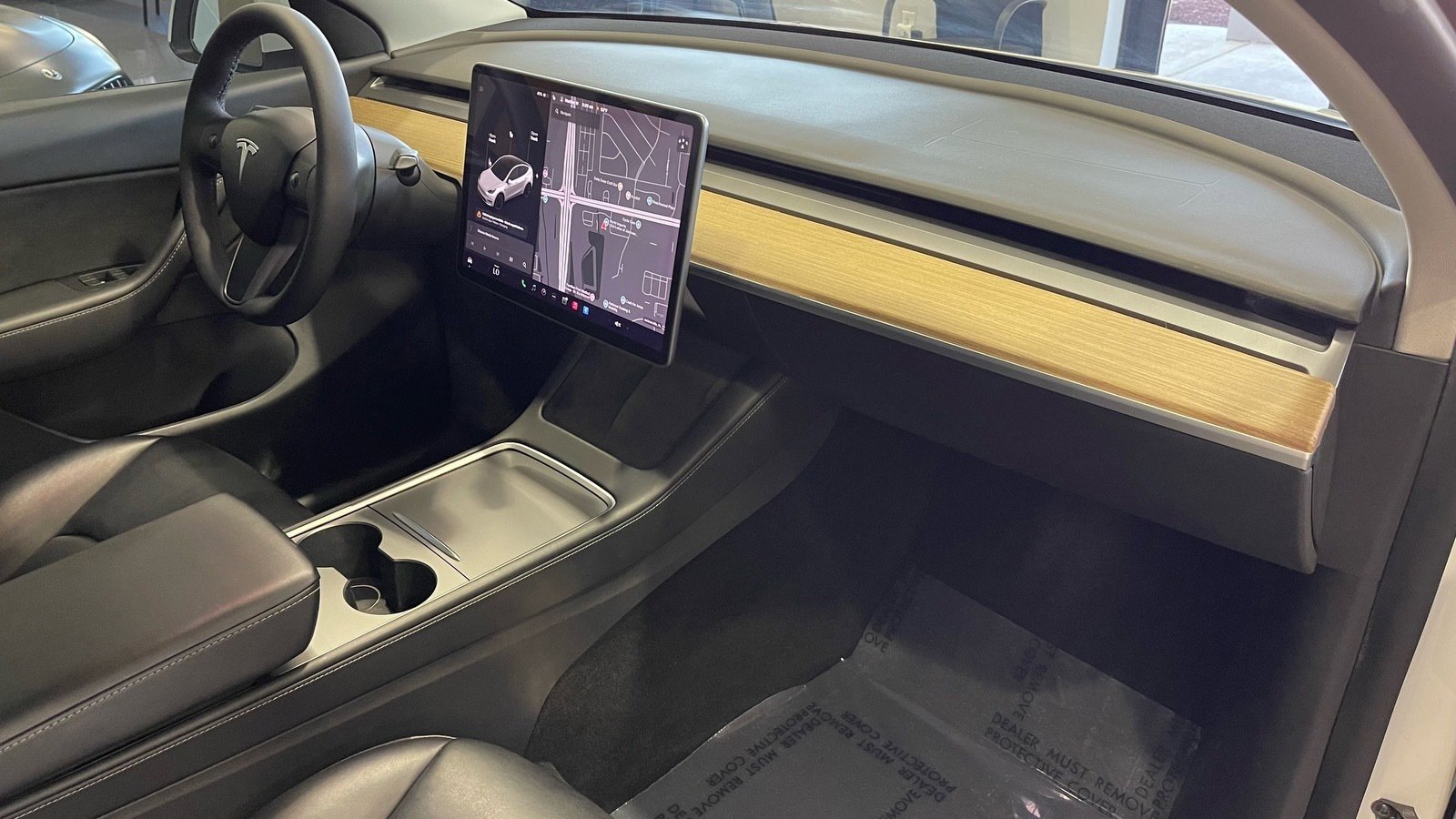 Used 2021 Tesla Model Y Long Range image 40