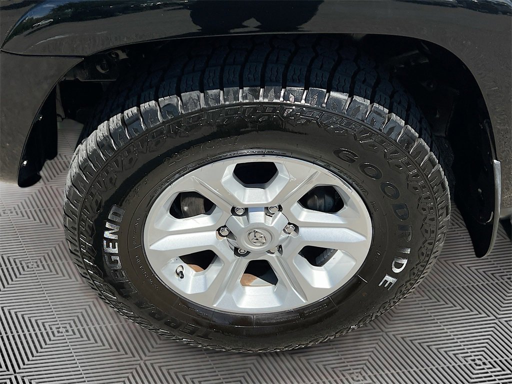 Used 2019 Toyota 4Runner SR5 image 29
