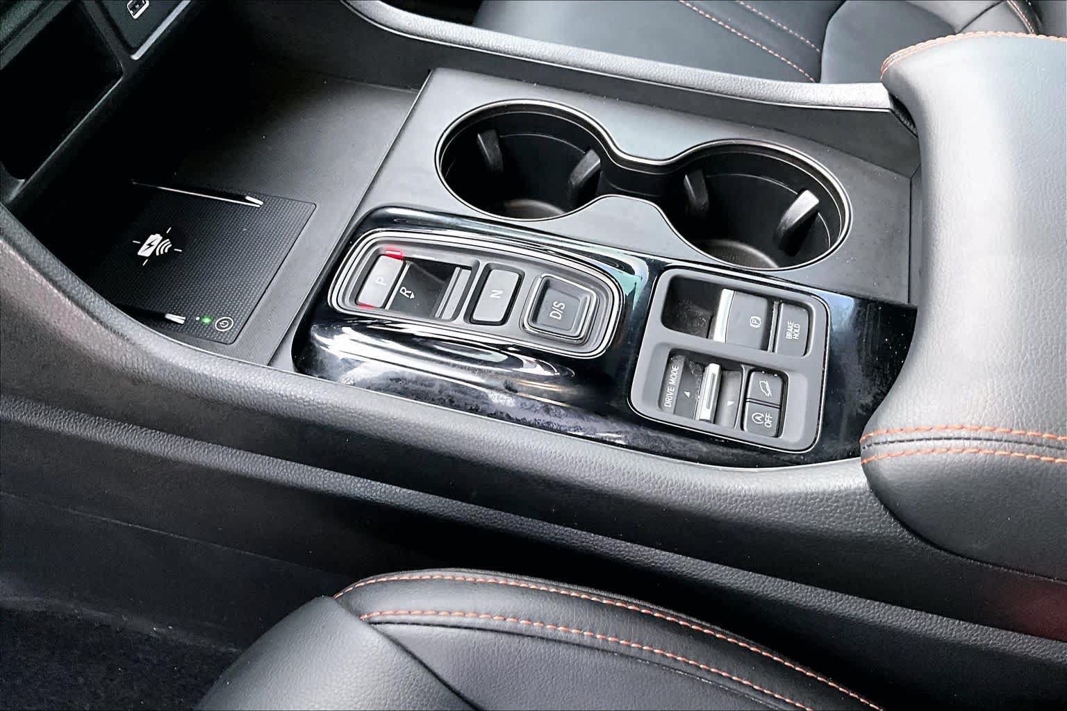 Used 2025 Honda Pilot TrailSport image 16