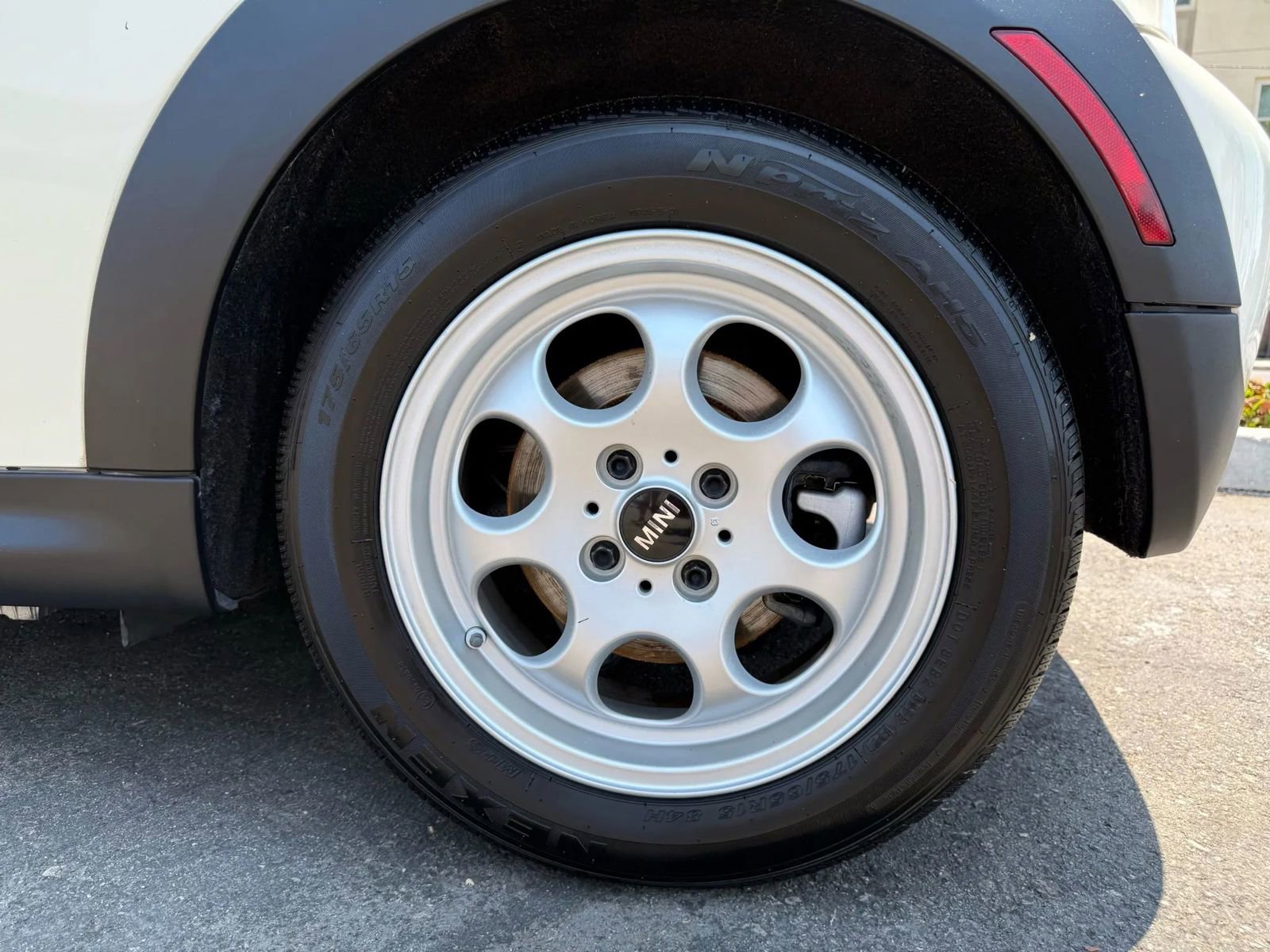 Used 2013 MINI Cooper Hardtop image 12
