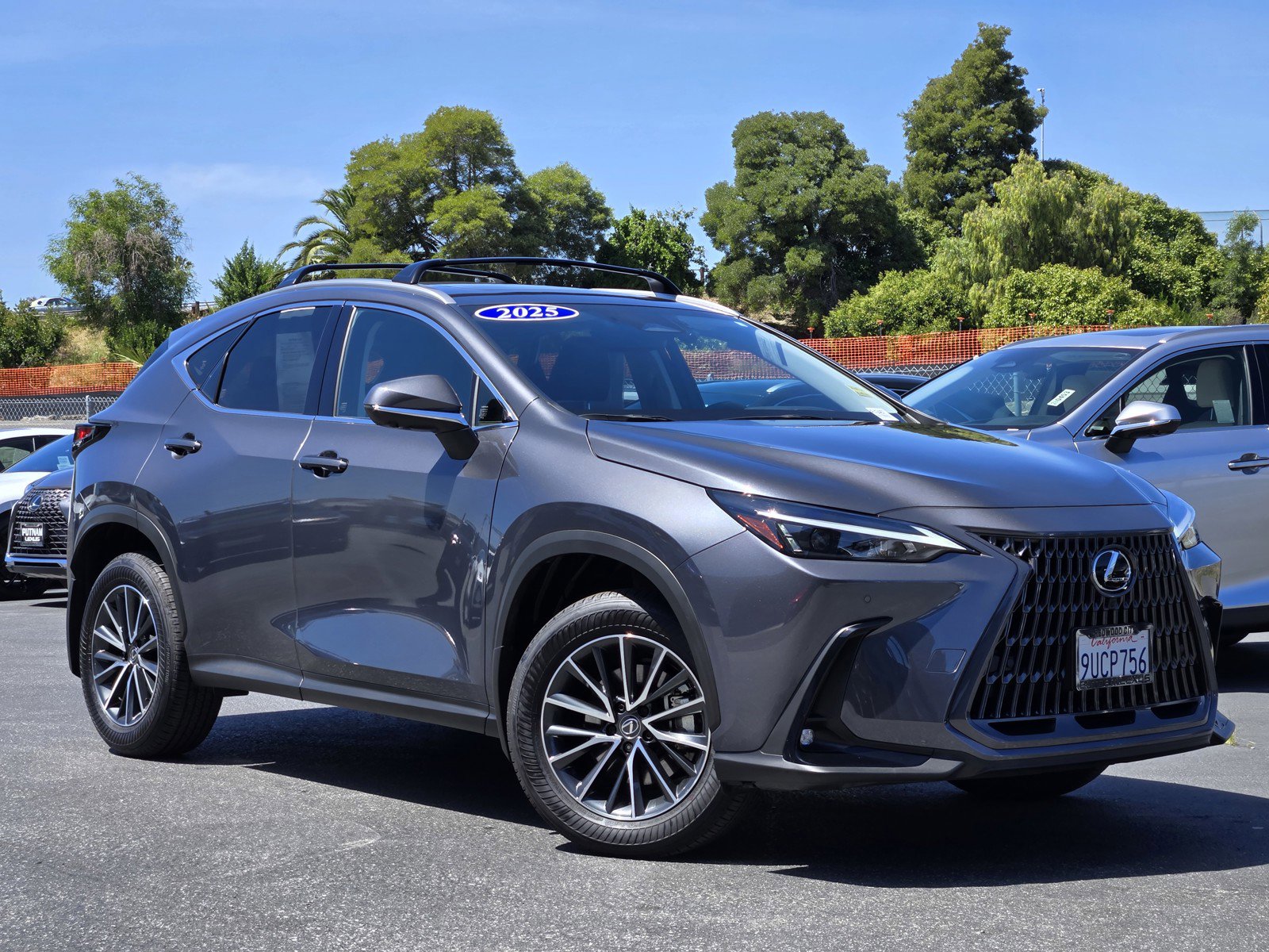 Used 2025 Lexus NX 350h AWD w/ Accessory Package (2T) image 1