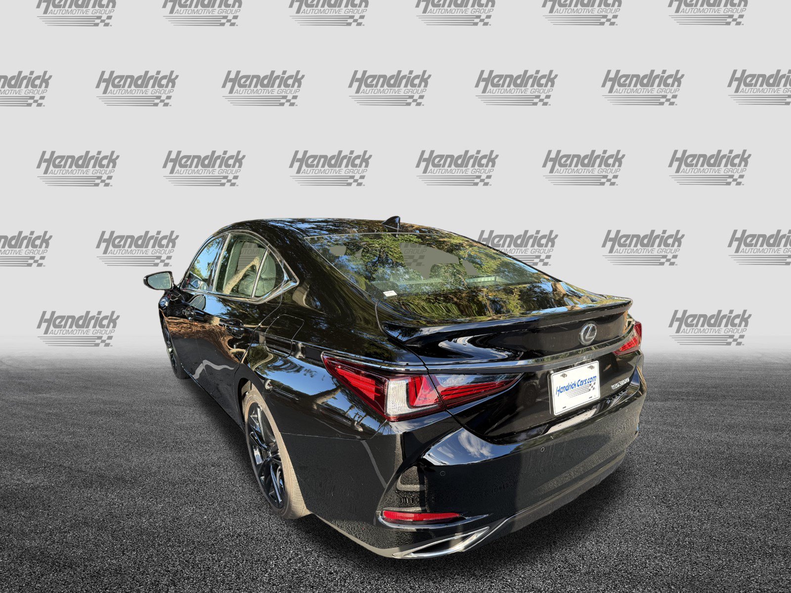 Certified 2023 Lexus ES 350 F Sport w/ Accessory Package (Z2) FWD image 7