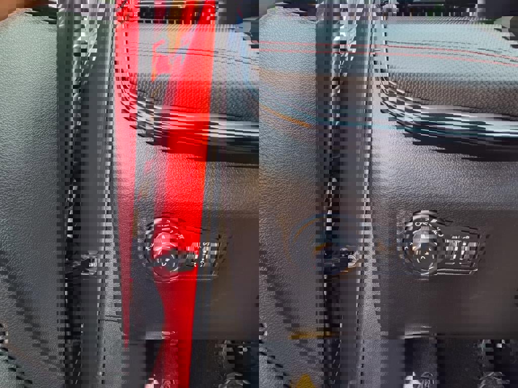 Used 2024 Jeep Compass Trailhawk image 19