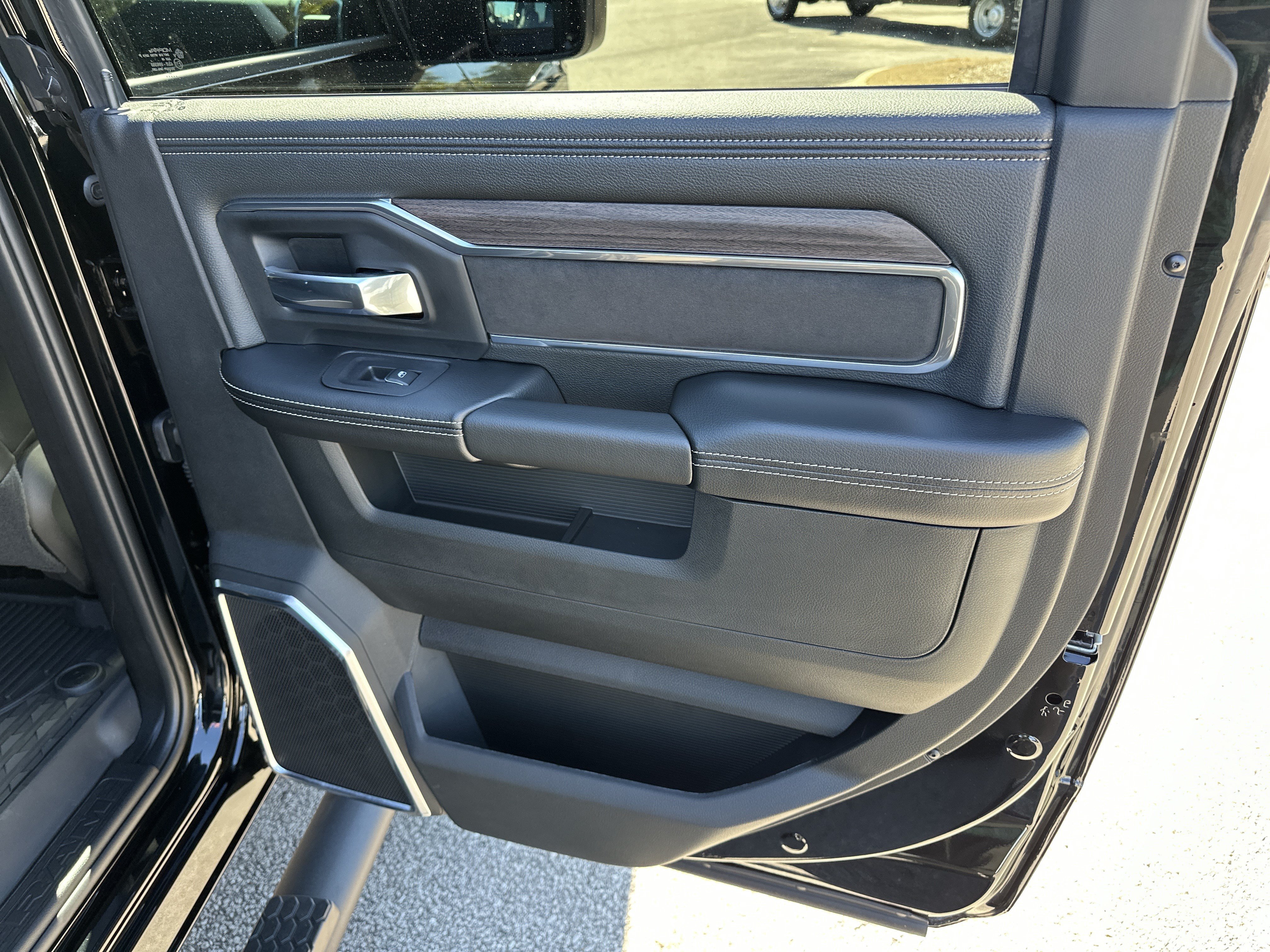 New 2026 RAM 3500 Laramie w/ Night Edition AWD/4WD image 18