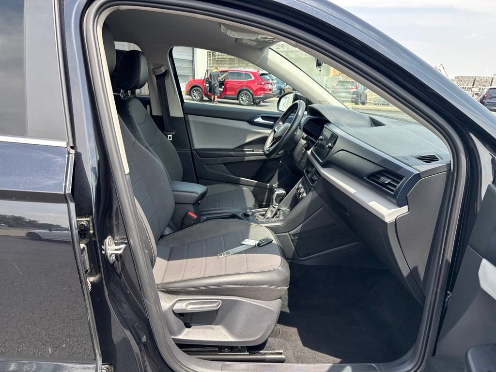 Used 2022 Volkswagen Taos SE AWD/4WD image 38