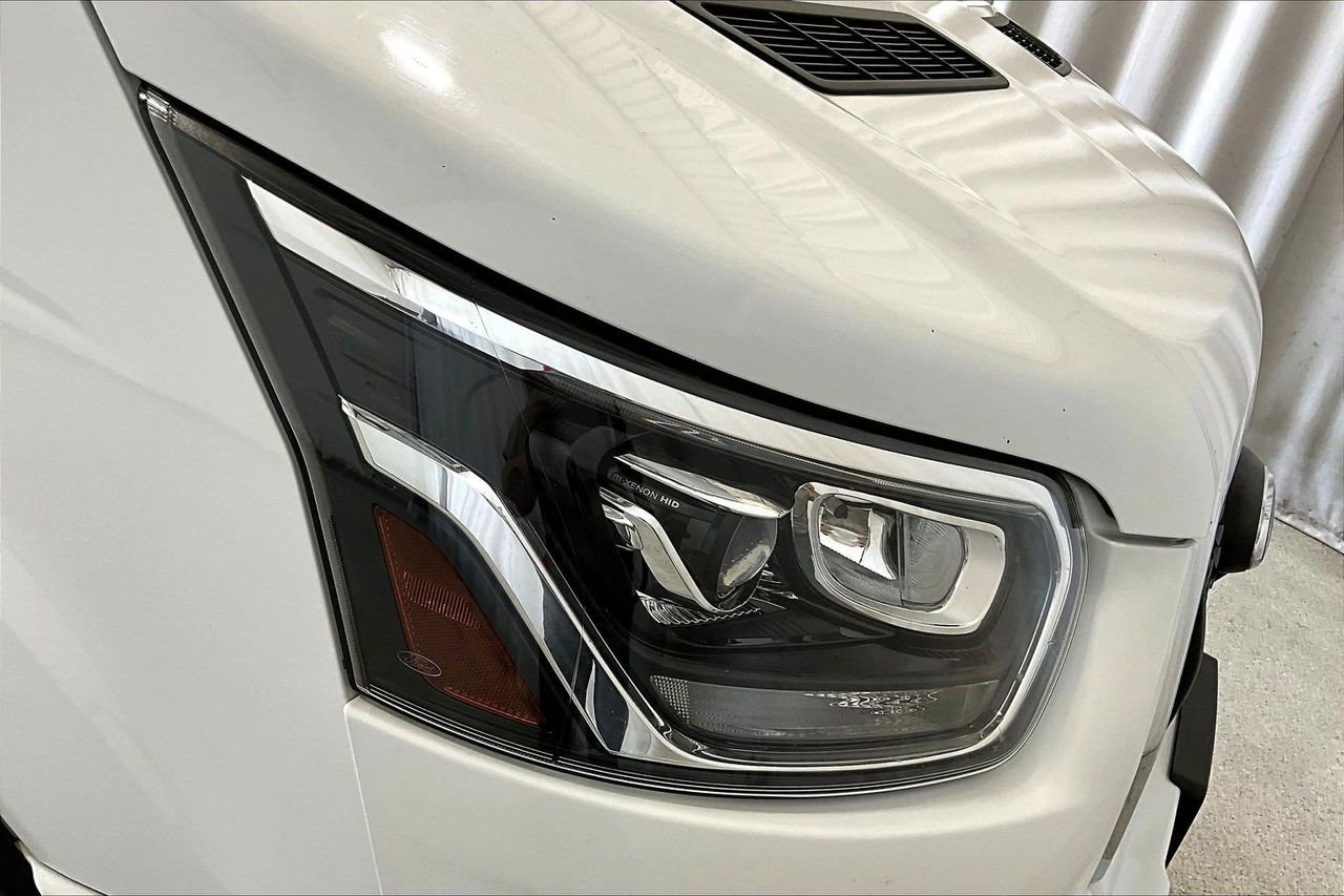 Used 2023 Ford Transit 350 XLT image 27