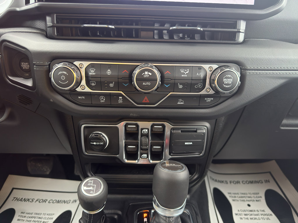 New 2026 Jeep Gladiator Sahara image 14