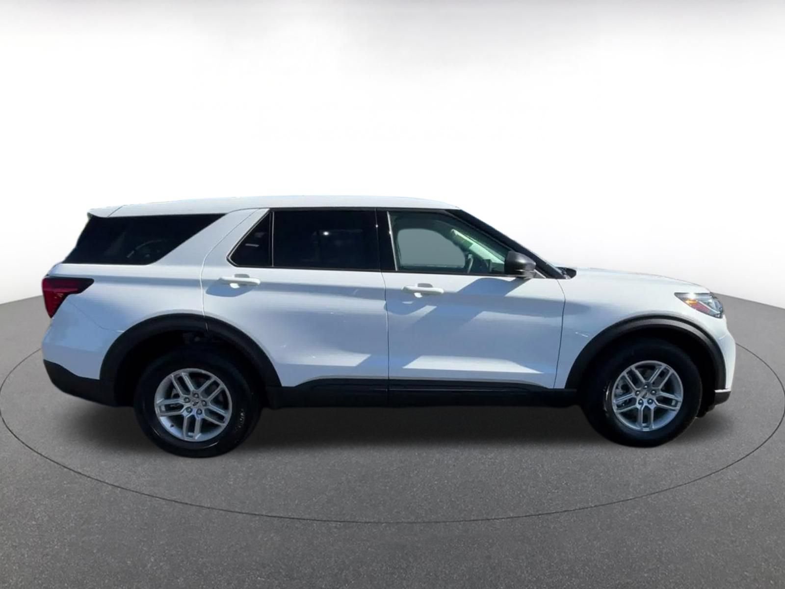 Used 2026 Ford Explorer Active AWD/4WD image 15