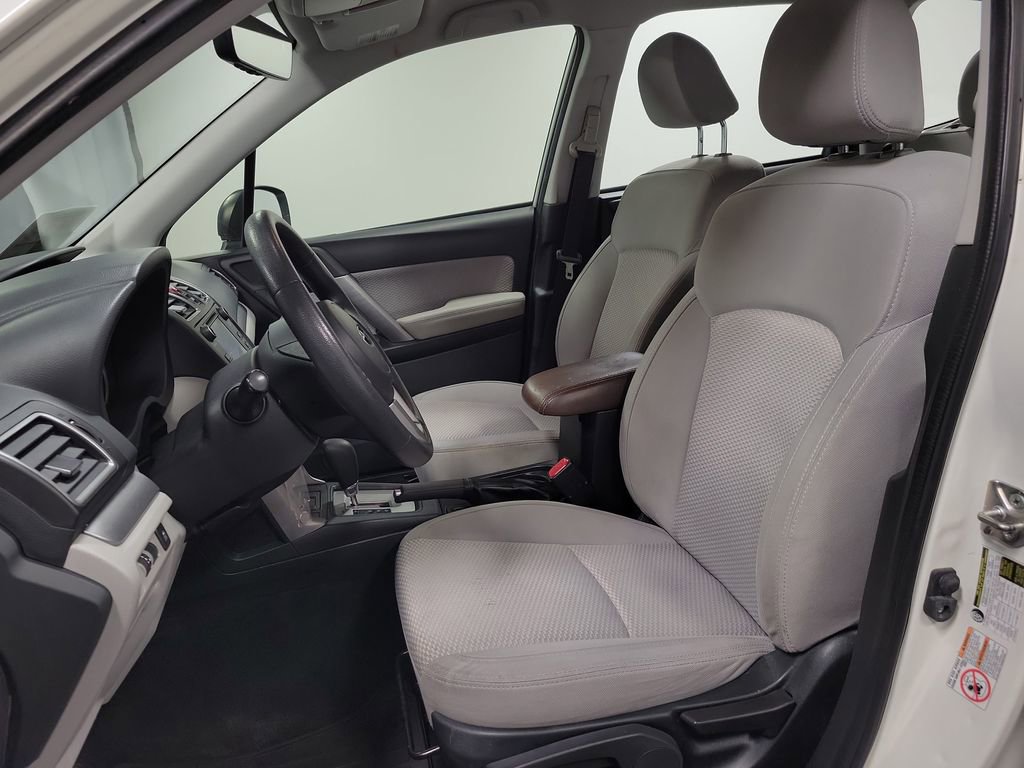 Used 2017 Subaru Forester 2.5i w/ Alloy Wheel Package AWD/4WD image 14
