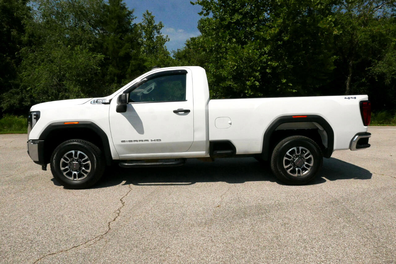 Used 2024 GMC Sierra 2500 Pro w/ Convenience Package image 2