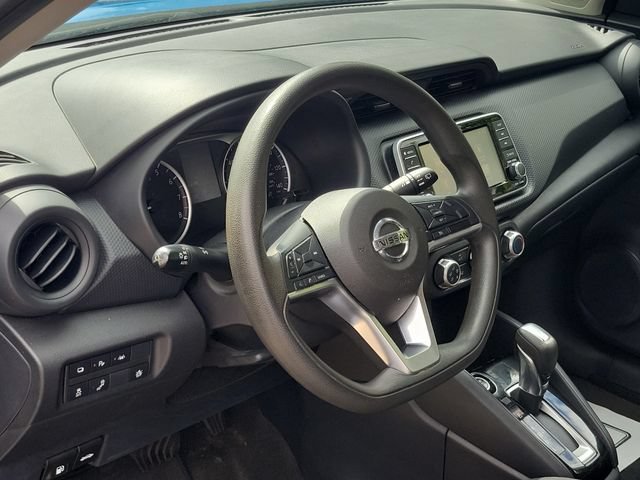 Used 2021 Nissan Kicks S FWD image 8