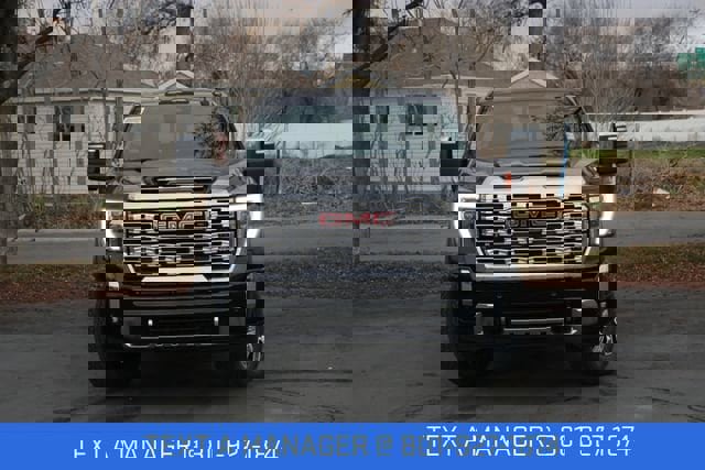New 2026 GMC Sierra 2500 Denali w/ Denali Reserve Package image 2