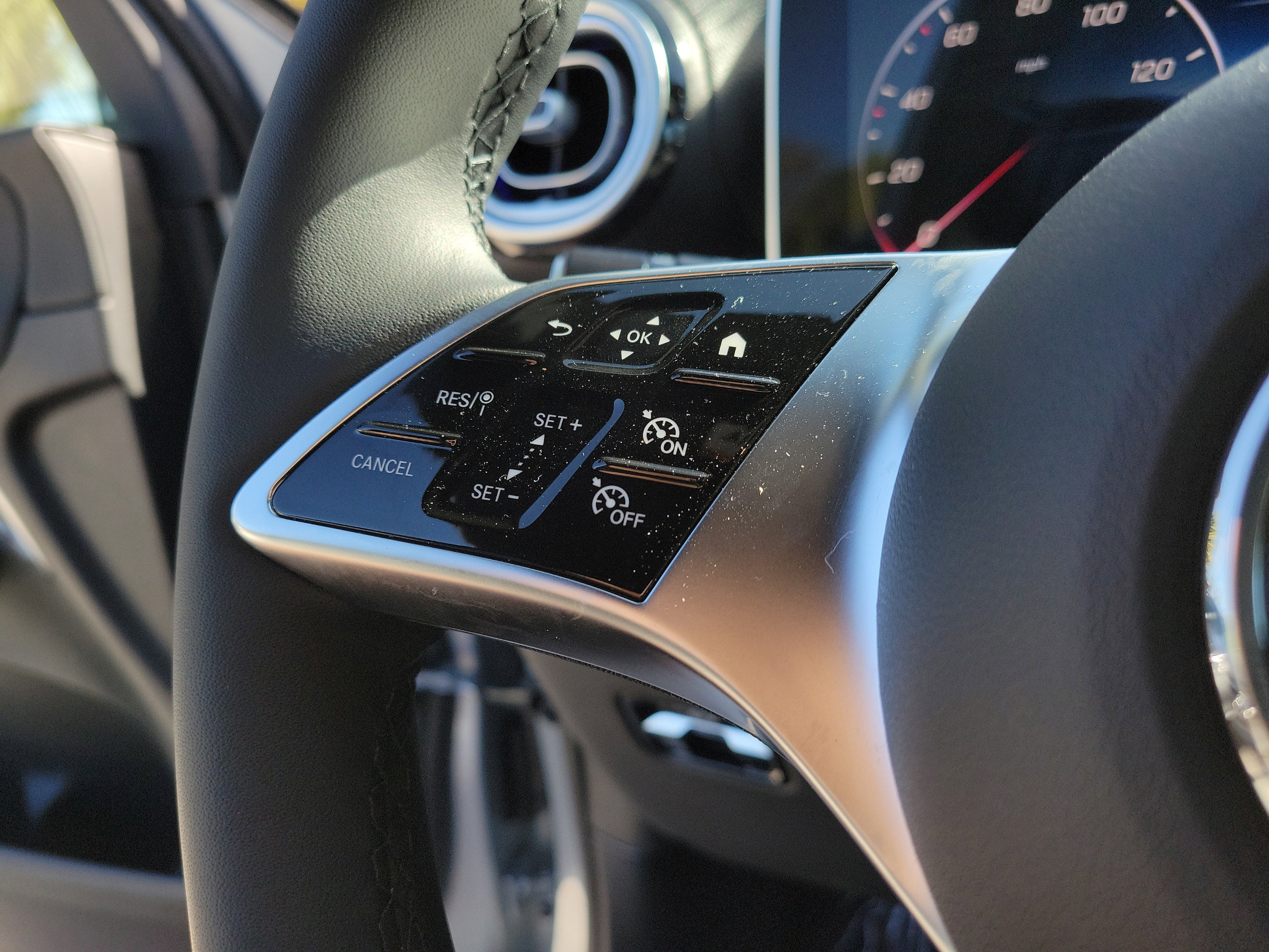 Certified 2026 Mercedes-Benz GLC 300 image 29