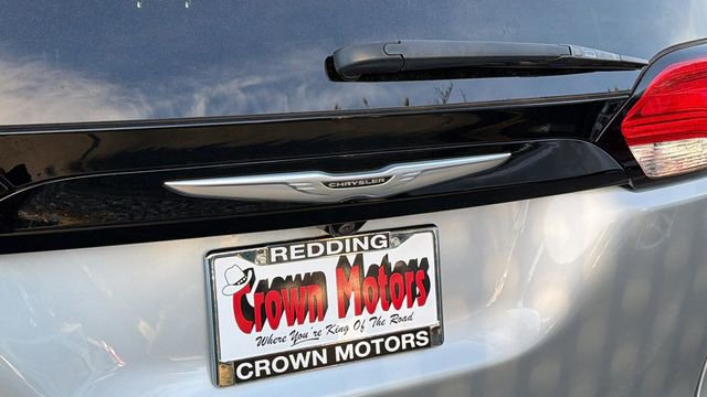 Used 2023 Chrysler Voyager LX image 11