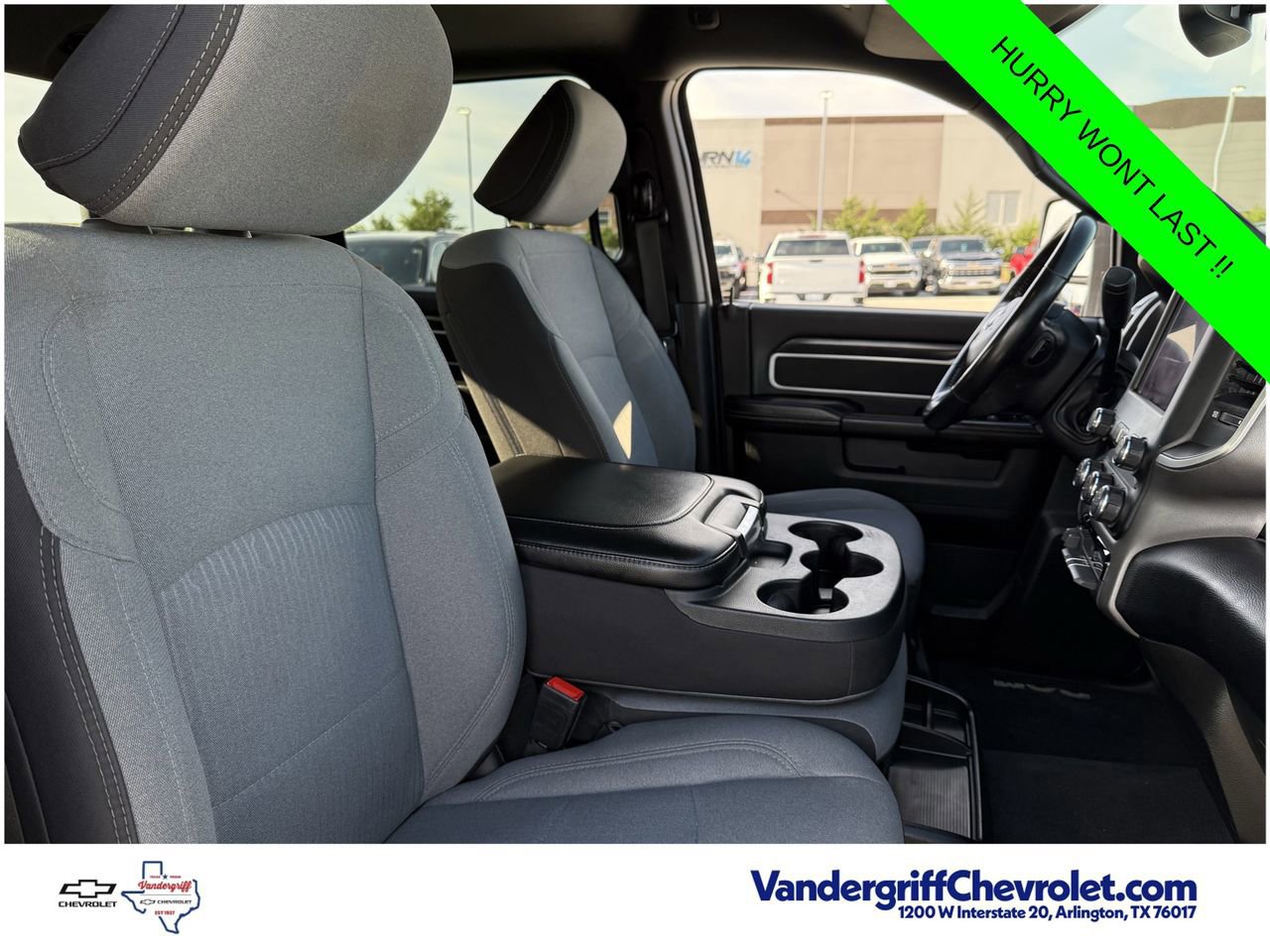 Used 2024 RAM 2500 Big Horn AWD/4WD image 23