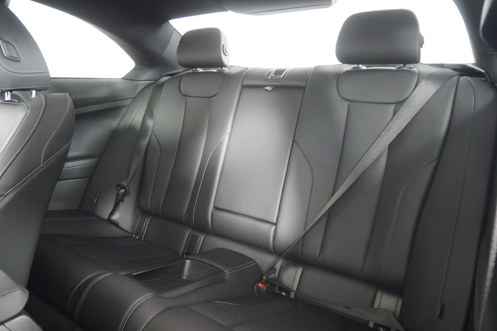 Used 2023 BMW 230i Coupe w/ Premium Package RWD image 13