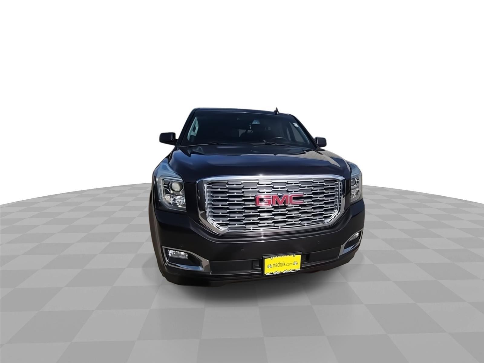 Used 2018 GMC Yukon XL Denali w/ Denali Ultimate Package RWD image 3