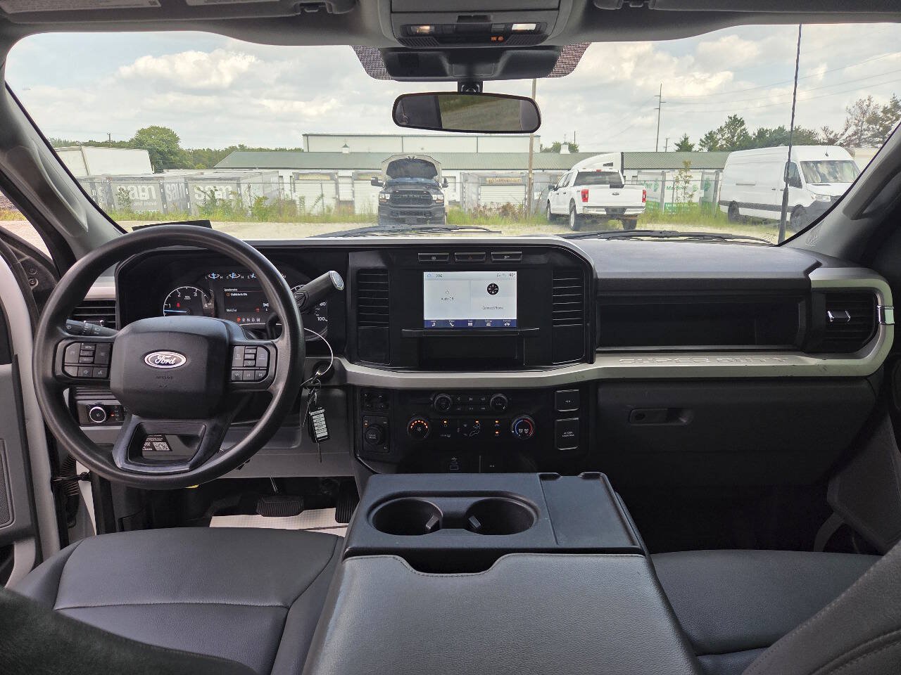 Used 2024 Ford F550 4x4 SuperCab Super Duty image 14