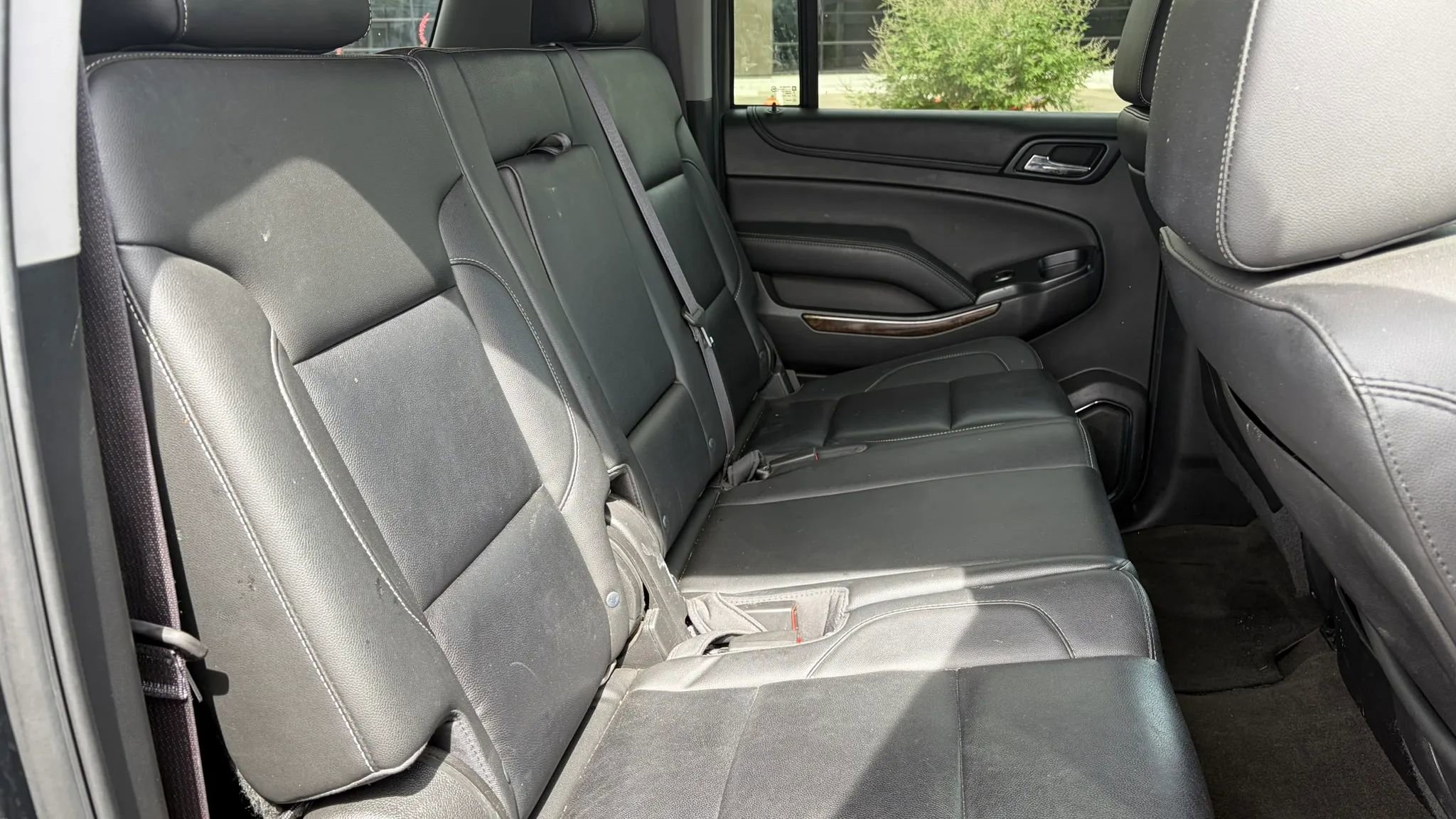 Used 2015 Chevrolet Suburban LT w/ Max Trailering Package RWD image 14