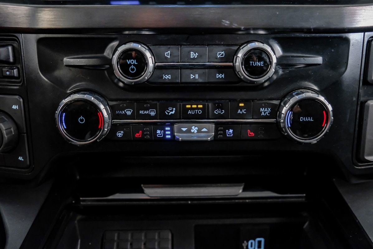 Used 2023 Ford F250 Lariat w/ Black Appearance Package image 26