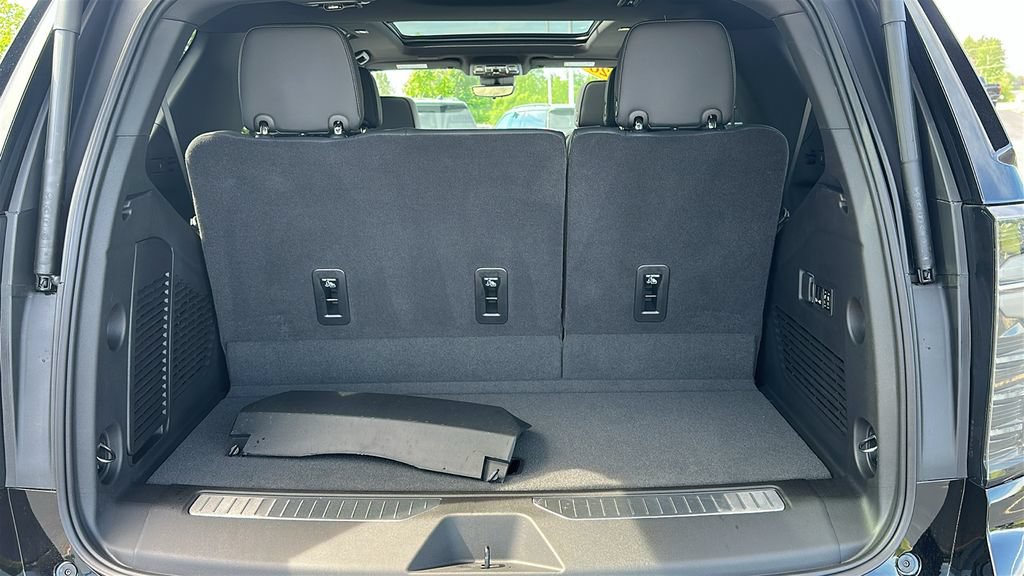 New 2026 Chevrolet Tahoe High Country AWD/4WD image 29