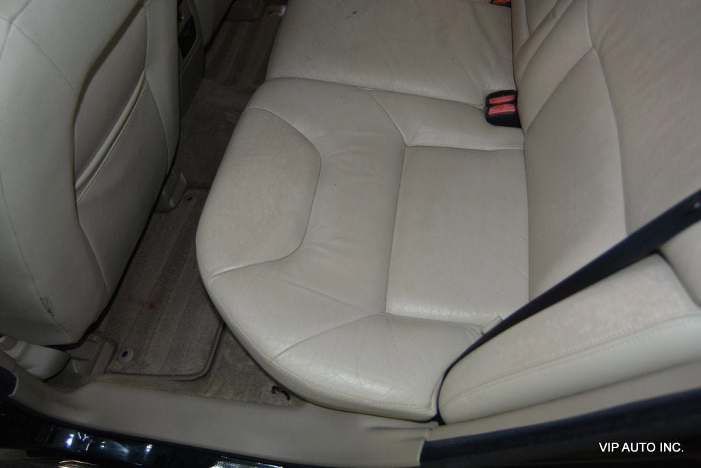 Used 2007 Volvo V70 2.4 FWD image 27
