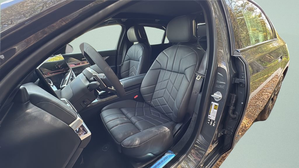 New 2026 BMW 760i xDrive image 13