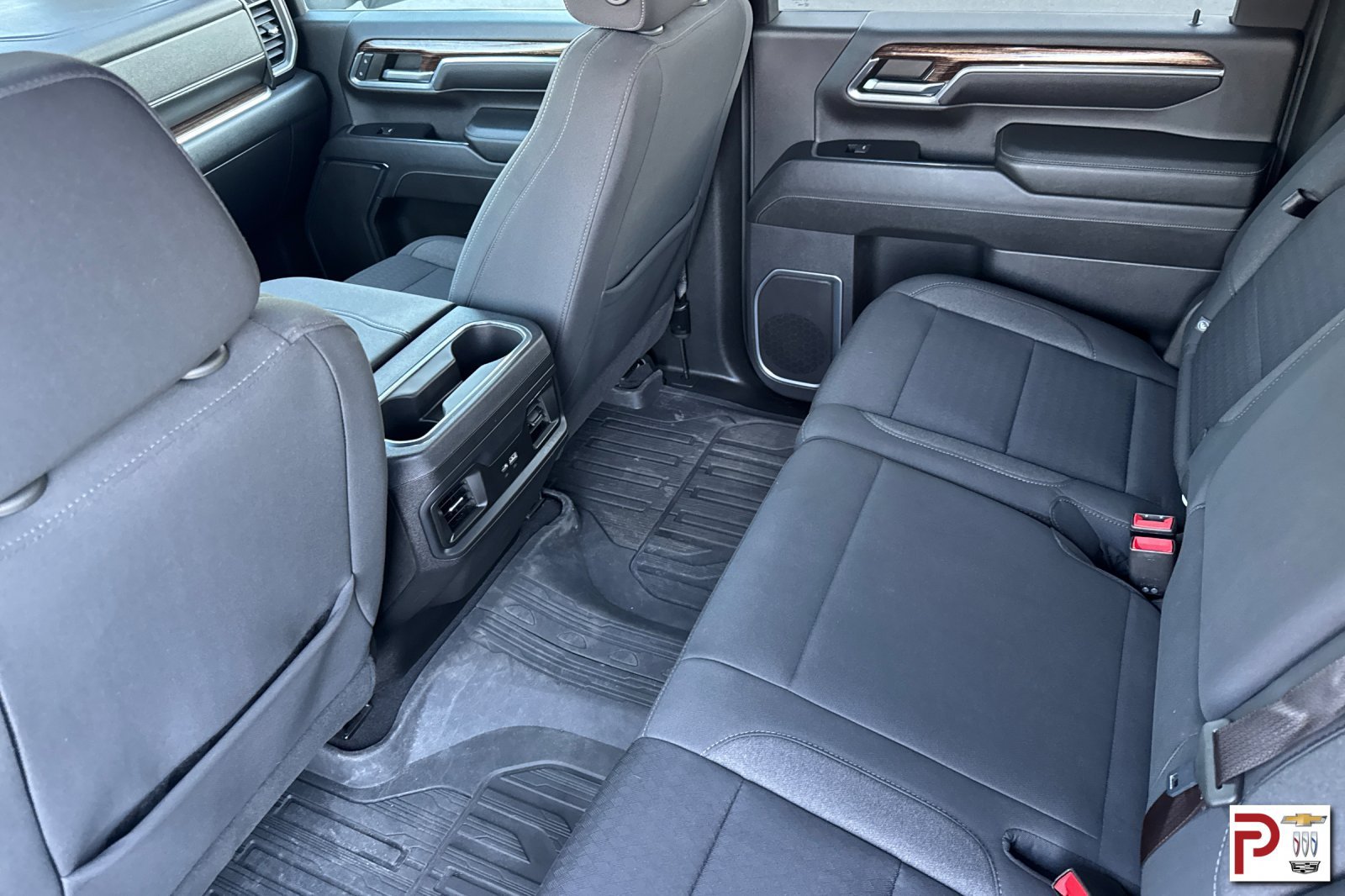 Certified 2024 GMC Sierra 3500 SLE w/ Preferred Package AWD/4WD image 15