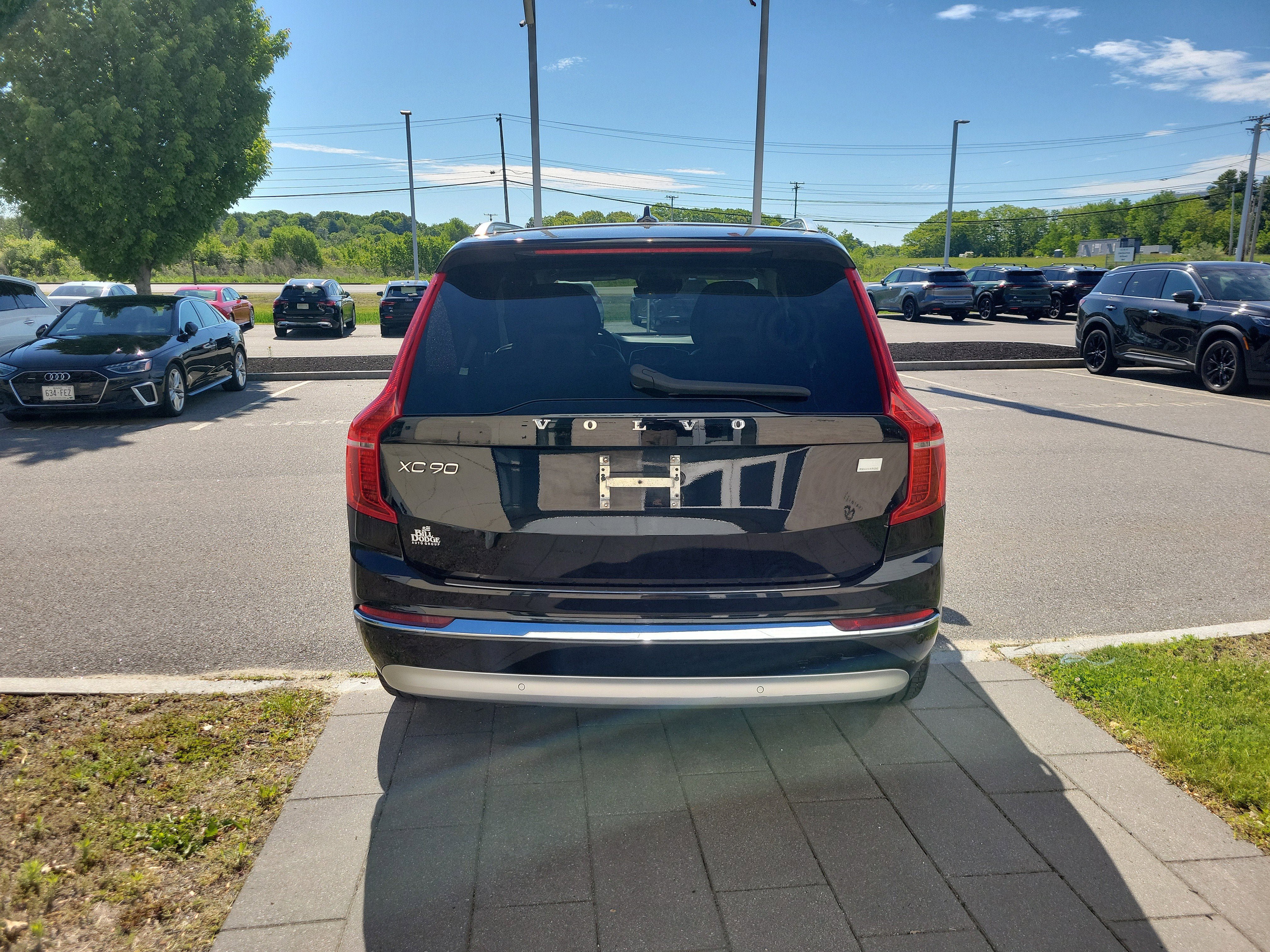 Used 2022 Volvo XC90 T8 Inscription Expression AWD/4WD image 6