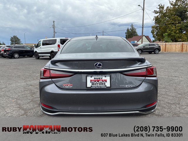 Used 2021 Lexus ES 300h w/ Premium Package FWD image 6