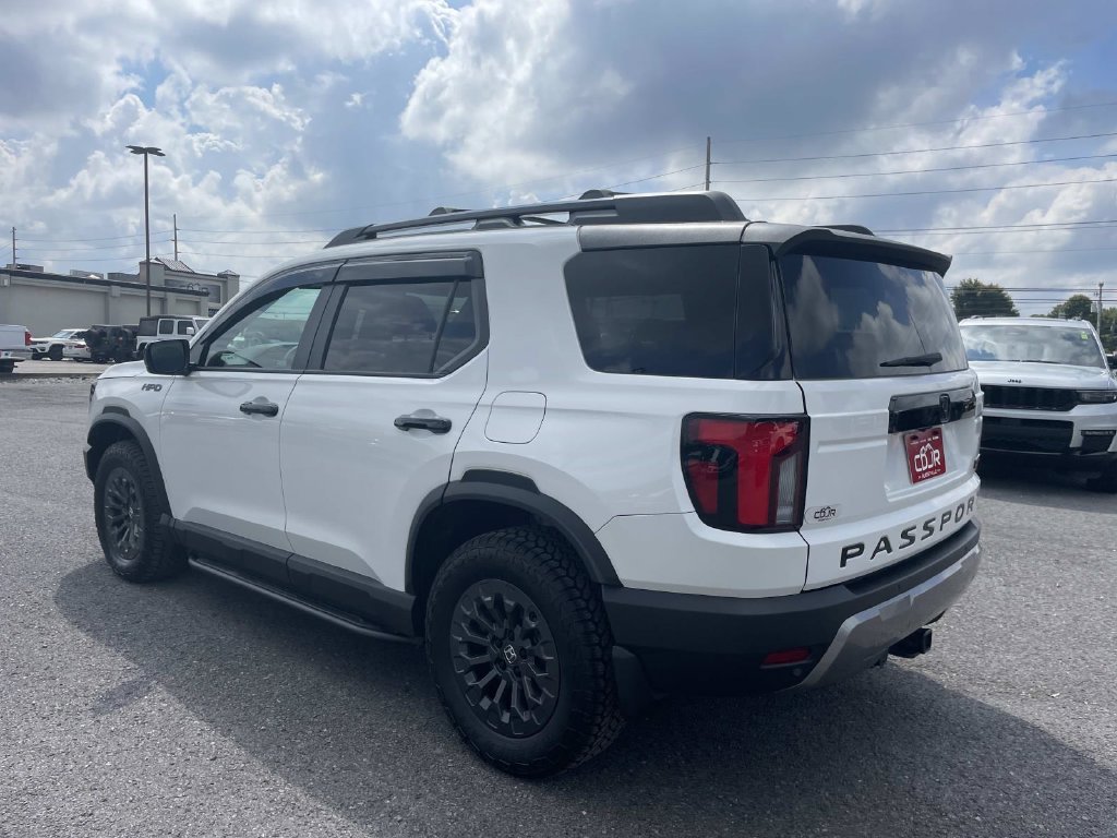 Used 2026 Honda Passport TrailSport image 12