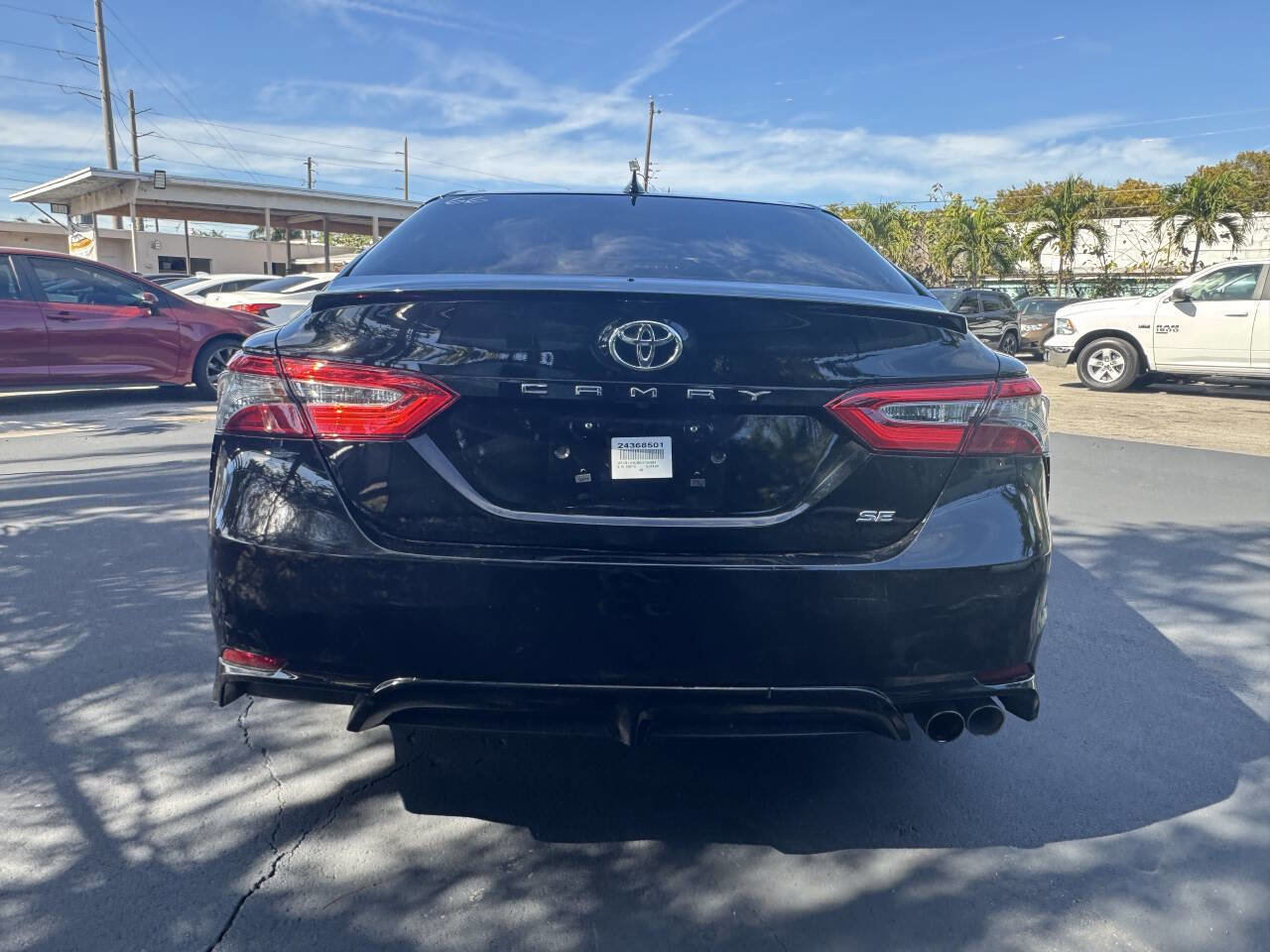 Used 2019 Toyota Camry SE image 9