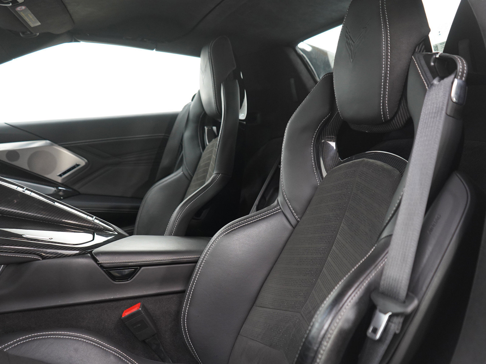 Used 2024 Chevrolet Corvette E-Ray AWD/4WD image 31