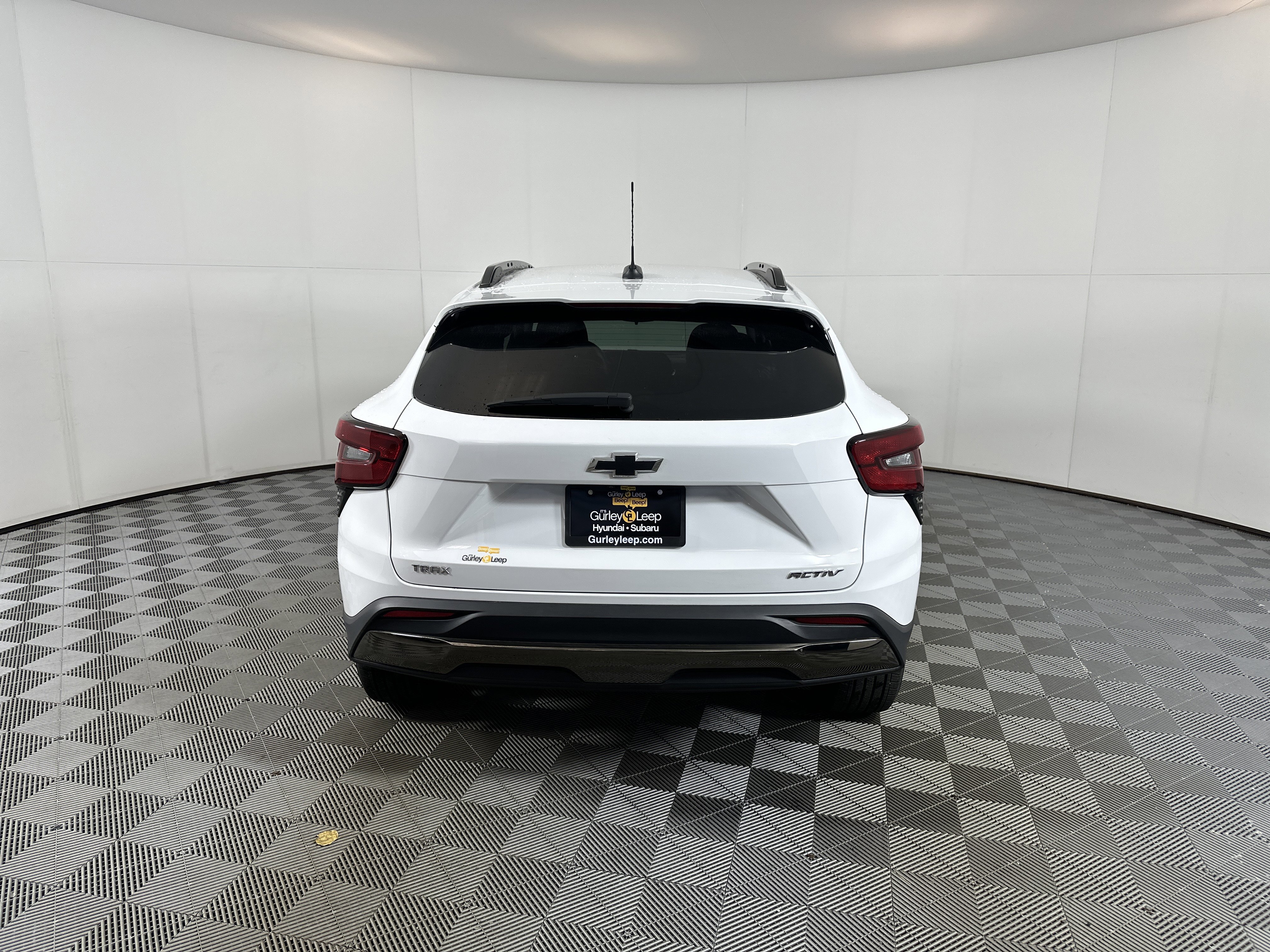 Used 2024 Chevrolet Trax ACTIV image 9