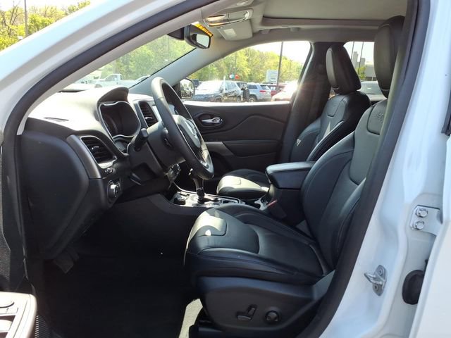 Certified 2022 Jeep Cherokee Latitude Lux w/ Sun & Sound Group AWD/4WD image 13