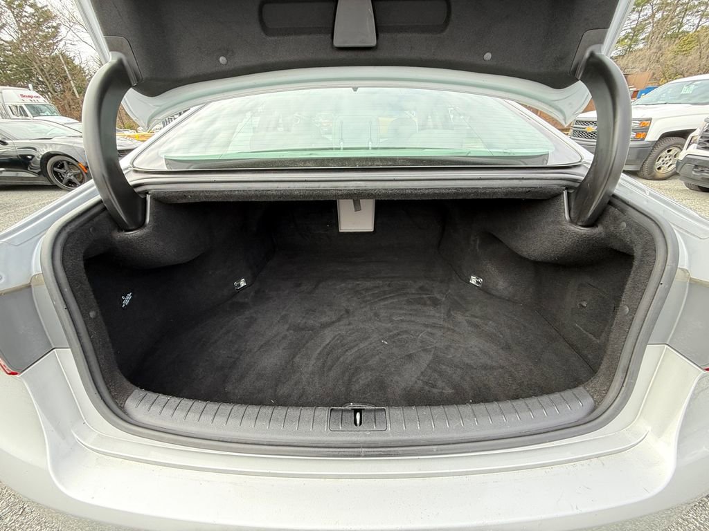 Used 2017 Genesis G80 3.8 image 24