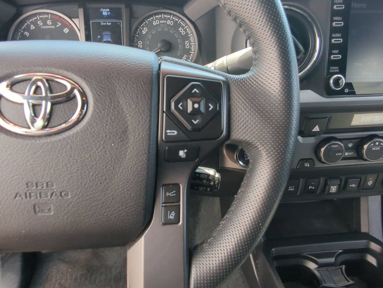 Used 2021 Toyota Tacoma TRD Off-Road w/ Technology Package RWD image 23