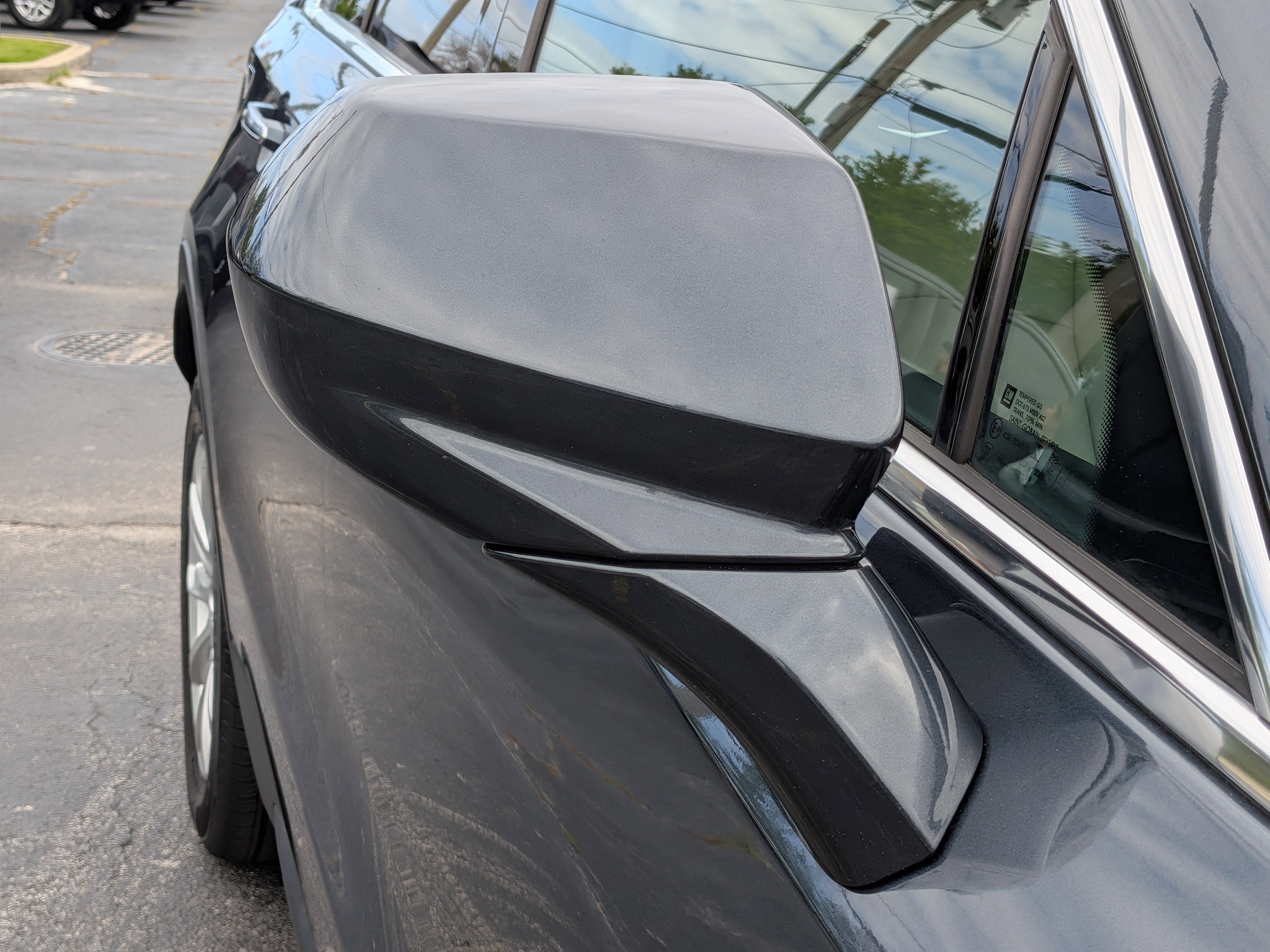 Certified 2019 Cadillac XT4 Luxury FWD image 11