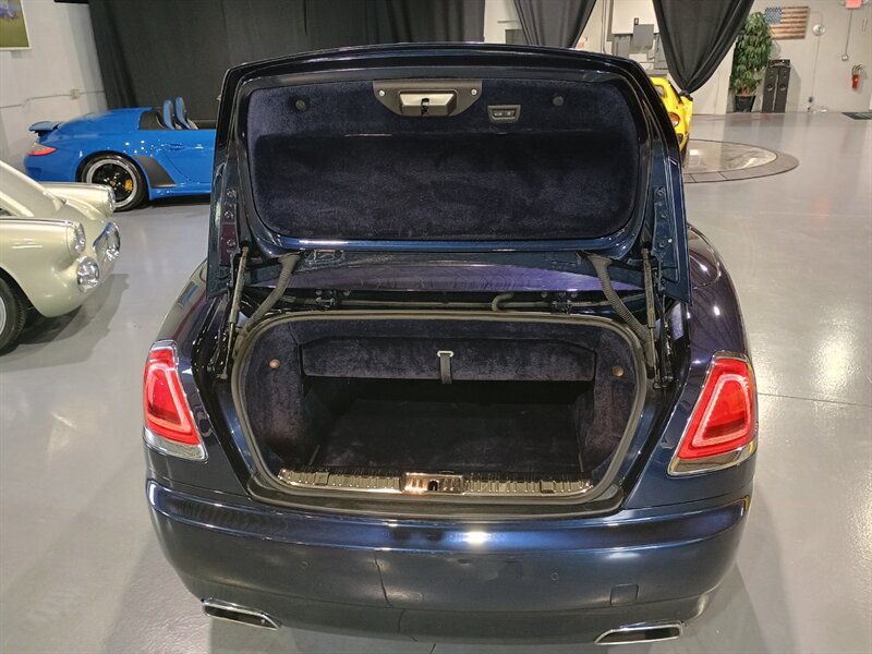 Used 2016 Rolls-Royce Dawn RWD image 47